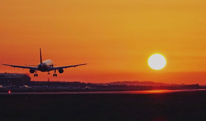 free-ebook-first-time-study-abroad-tips-that-will-change-your-life-2-1504140526