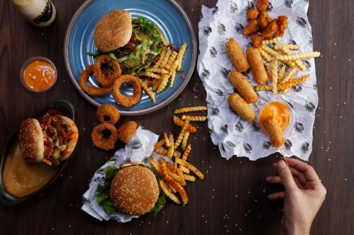 late night delivery store